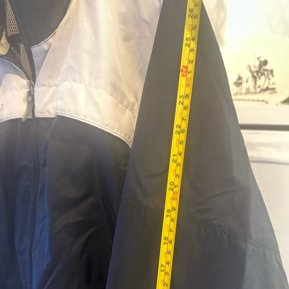 P—Reebok jacket - Picture 14 of 14